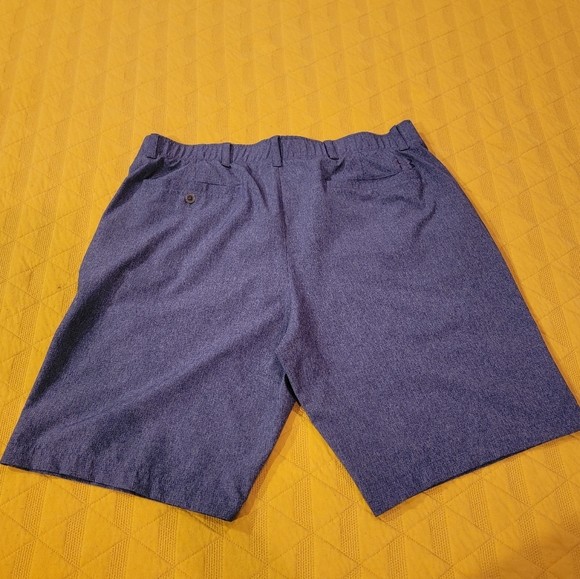 Mens Shorts. Under Armour. Loose Heatgear - Picture 3 of 7